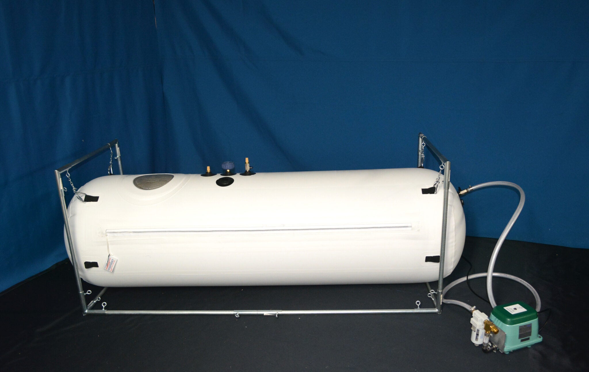 Newtowne Hyperbarics Class 4 27" Horizontal Mild Hyperbaric Chamber - C4-27